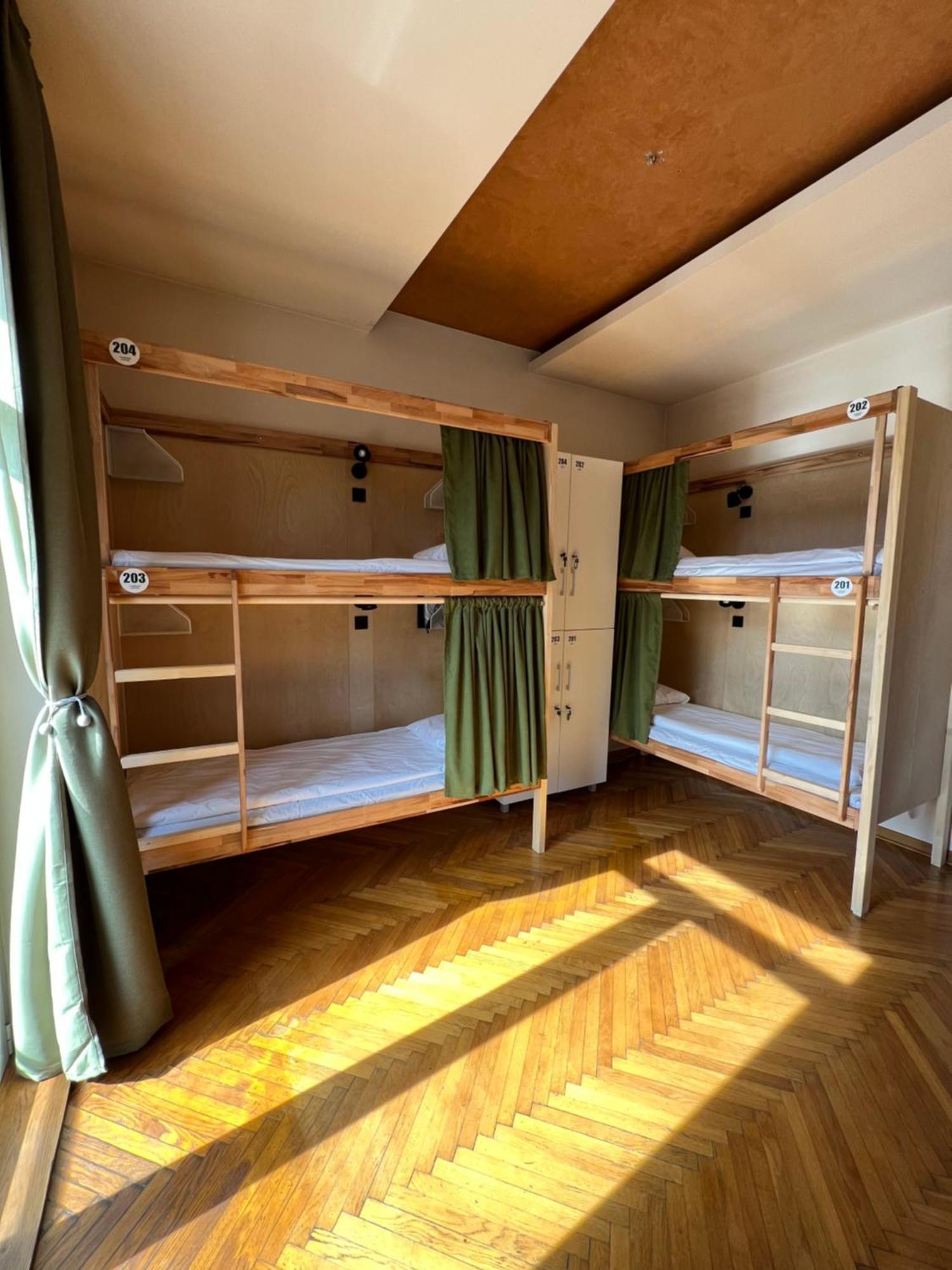 Cabbage Hostel Beograd Eksteriør bilde
